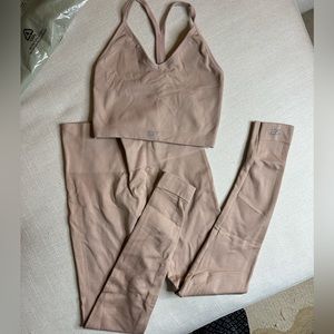 Set active mauve set